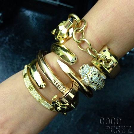 kim-kardashian-cartier-bracelets-from-kanye-west-instagram__oPt